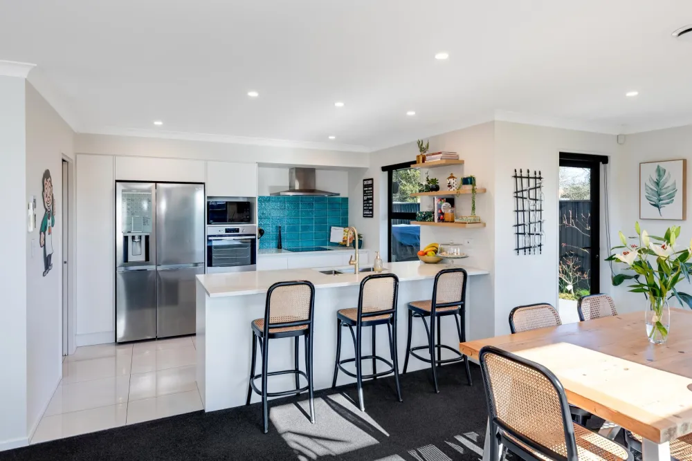 Photos of 17 Parawai Street