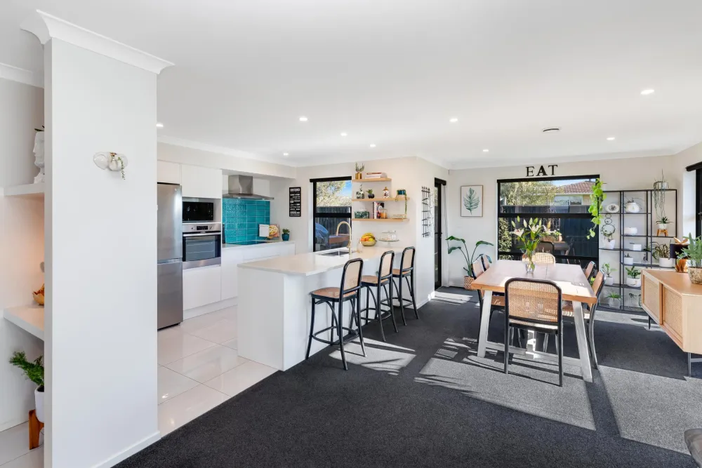 Photos of 17 Parawai Street