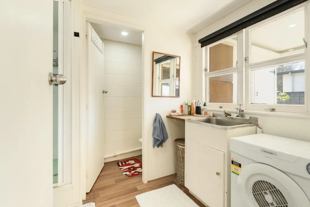 Photos of 131A Oceanview Road