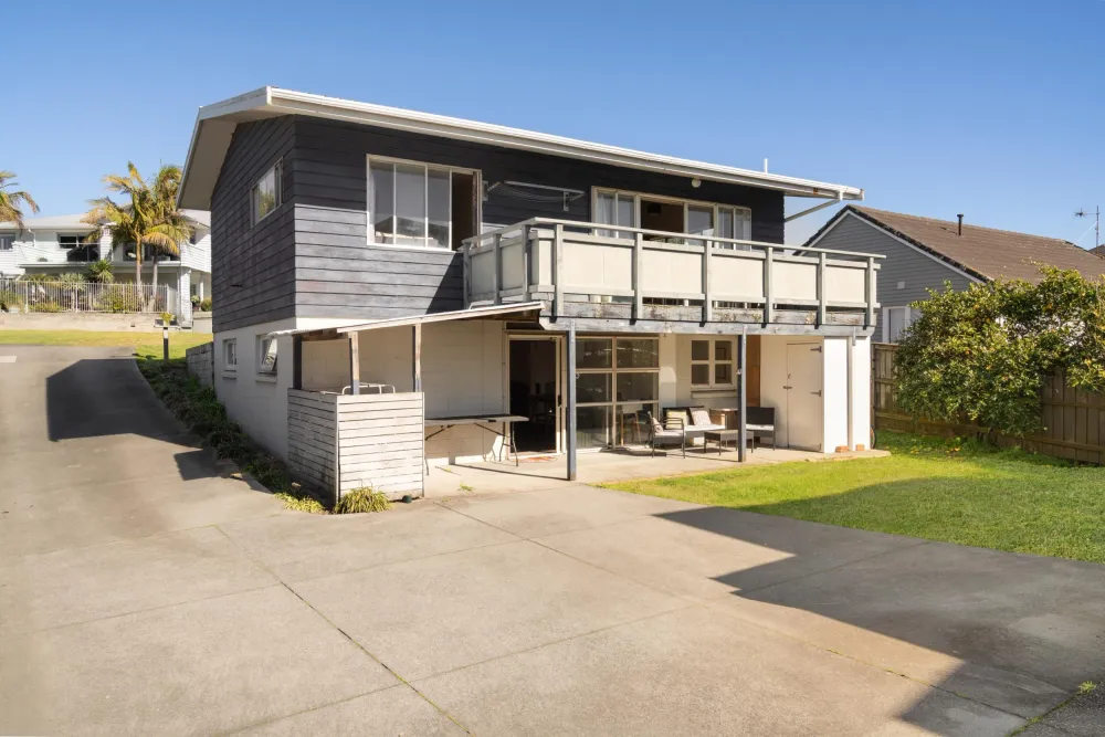 Photos of 131A Oceanview Road