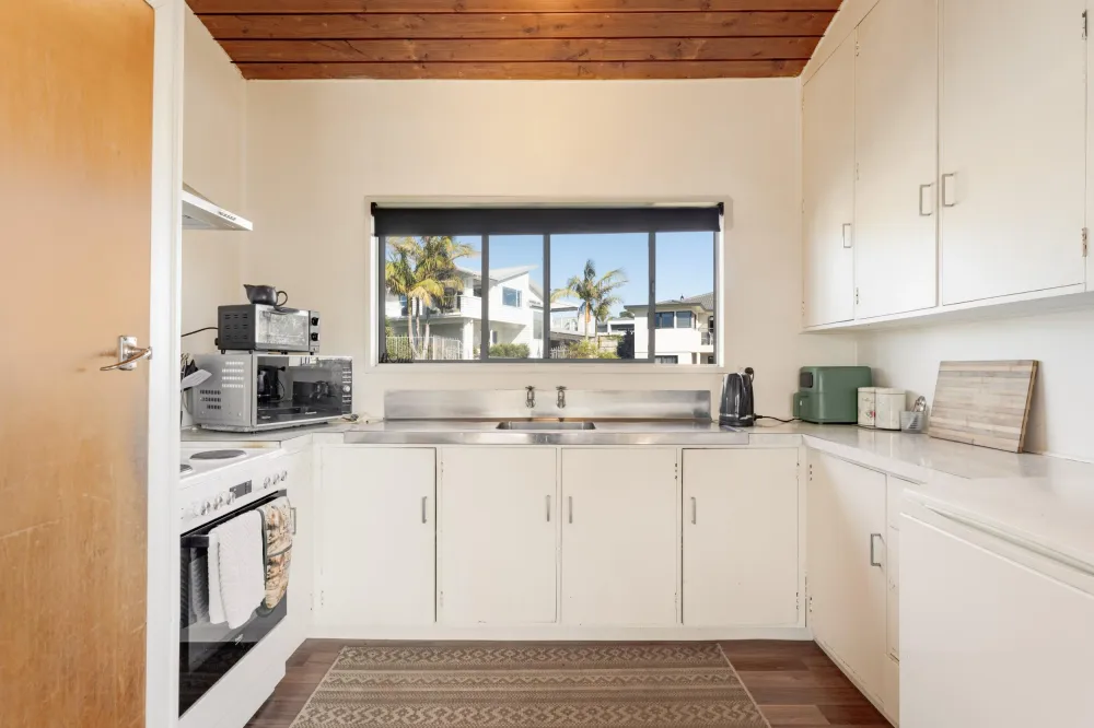 Photos of 131A Oceanview Road
