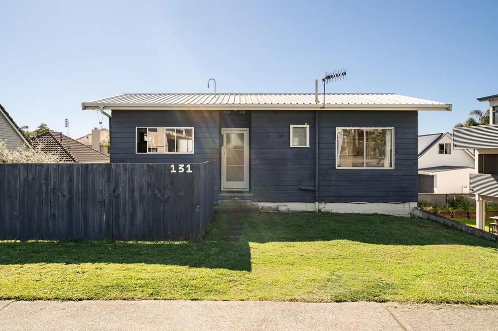 Photos of 131A Oceanview Road