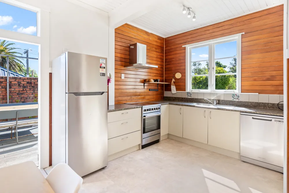 Photos of 11 Kiripaka Road