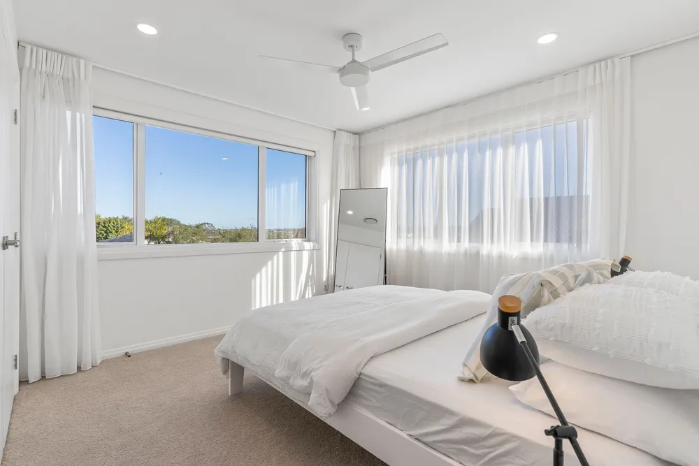 Photos of 40 Kenmure Avenue