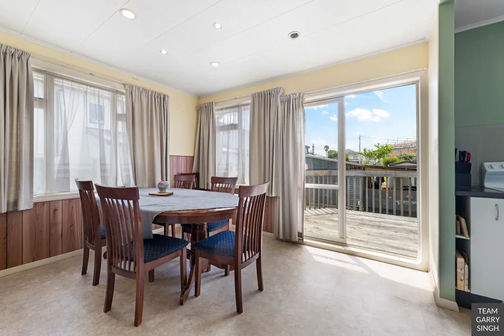 Photos of 16 Fleming Street