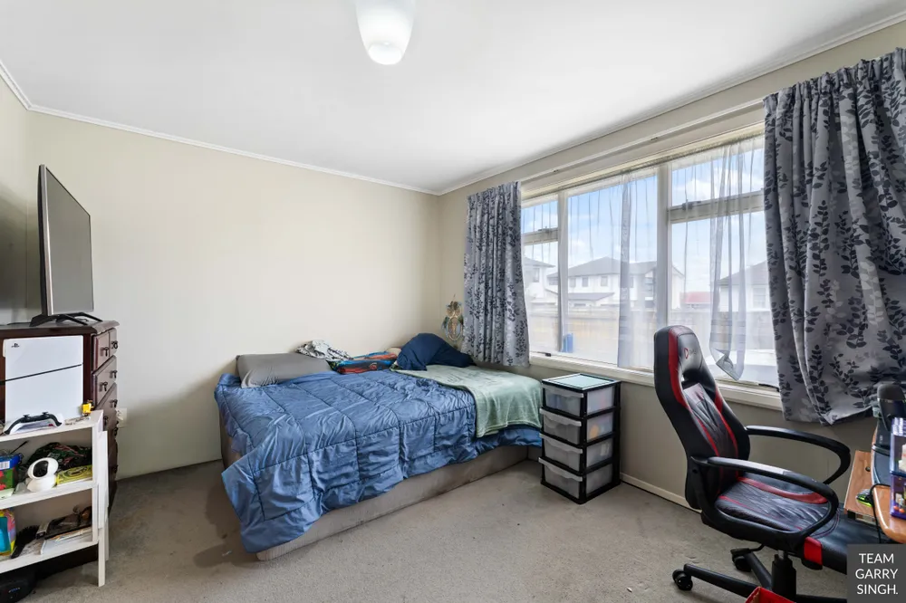 Photos of 16 Fleming Street