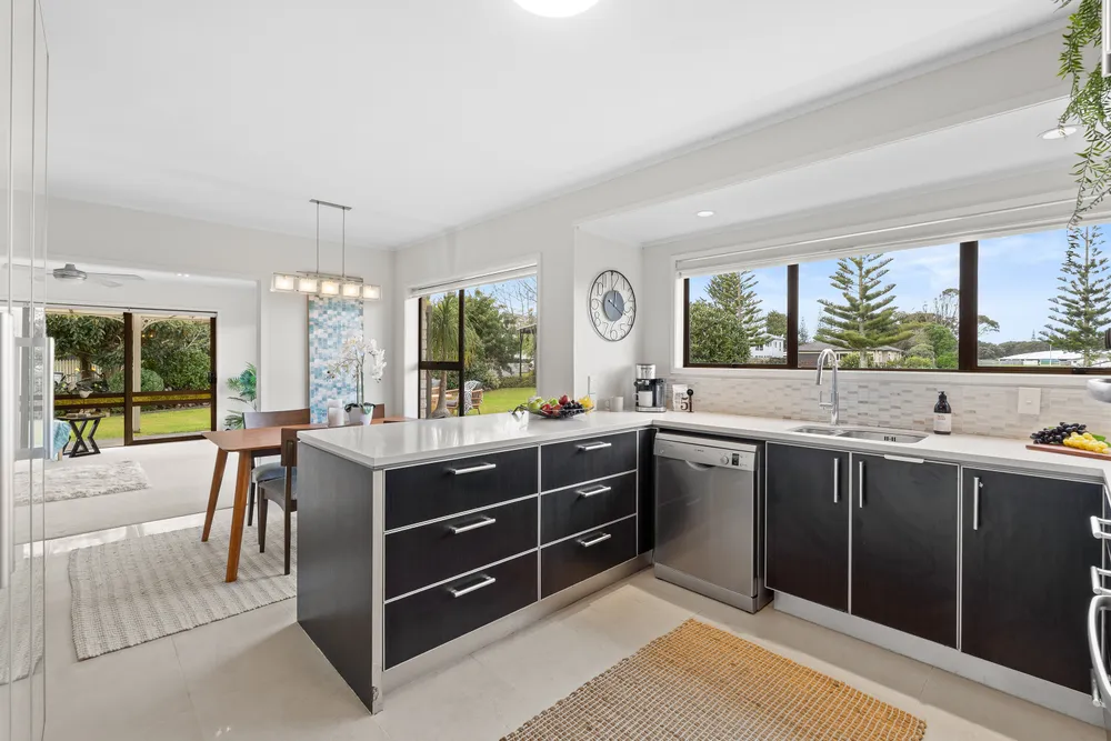Photos of 2 Edgewater Grove