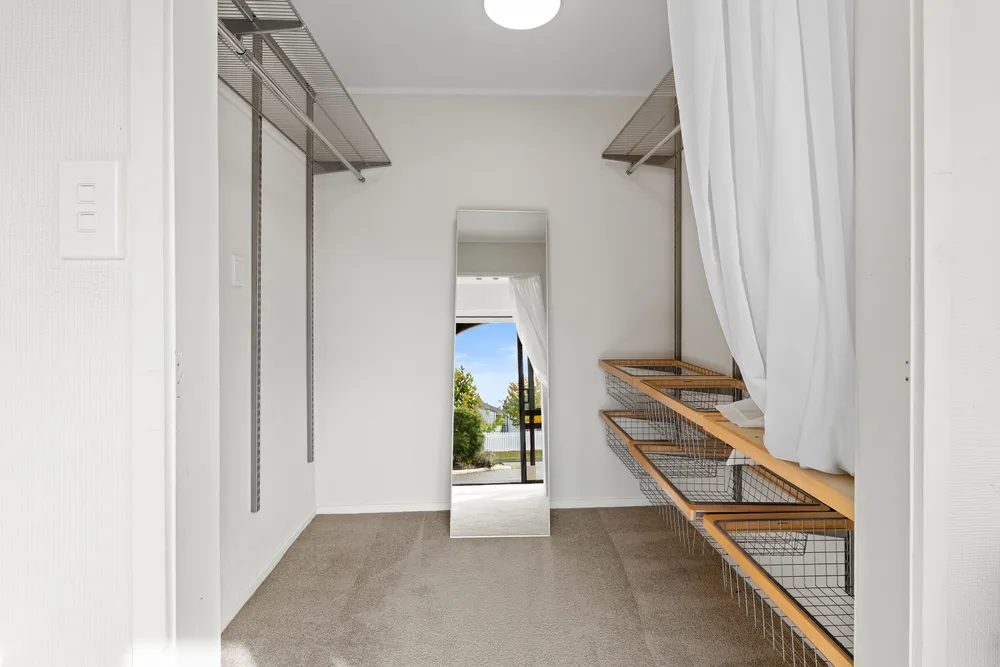 Photos of 2 Edgewater Grove