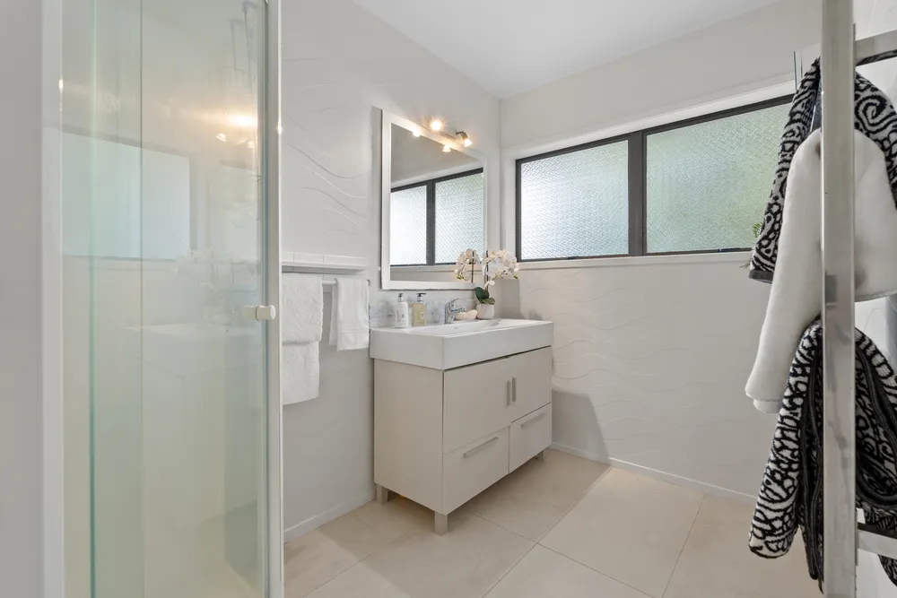 Photos of 2 Edgewater Grove