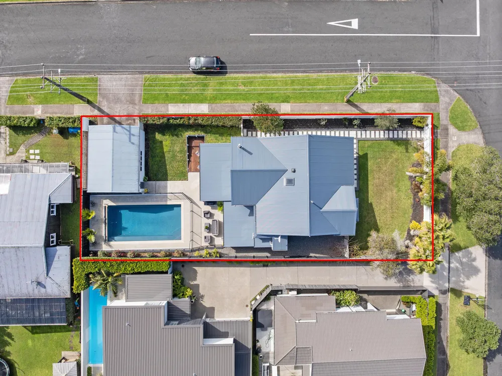 Photos of 38 Aramoana Avenue