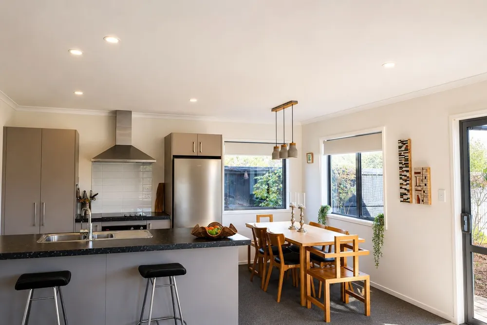 Photos of 25 Limbrick Crescent