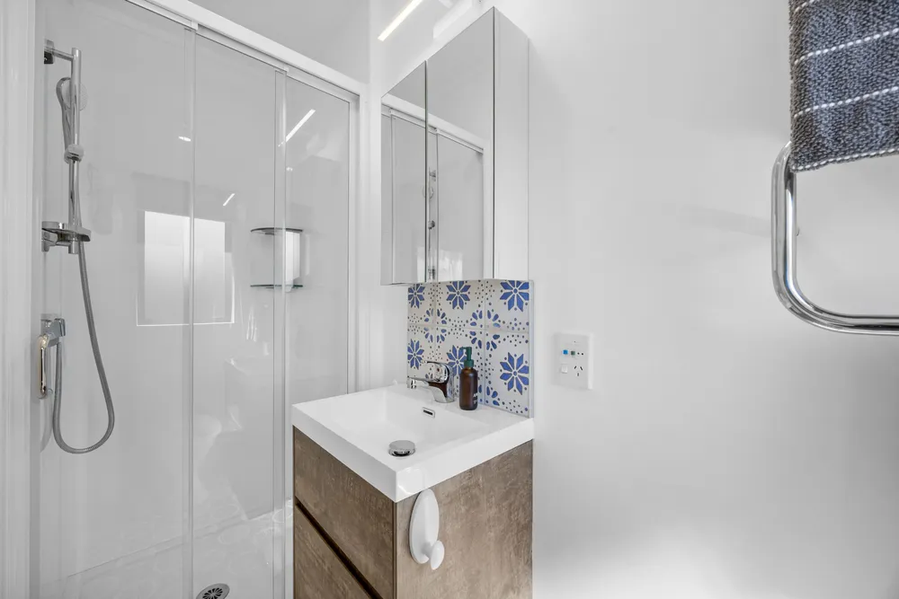Photos of 36A Vincent Street