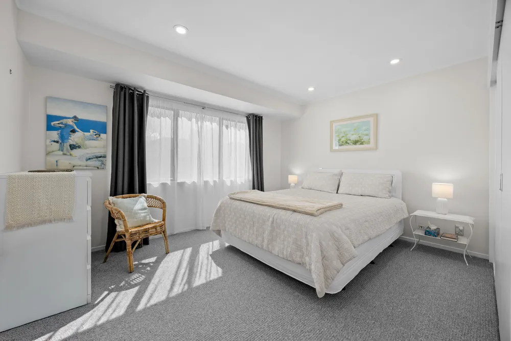 Photos of 36A Vincent Street