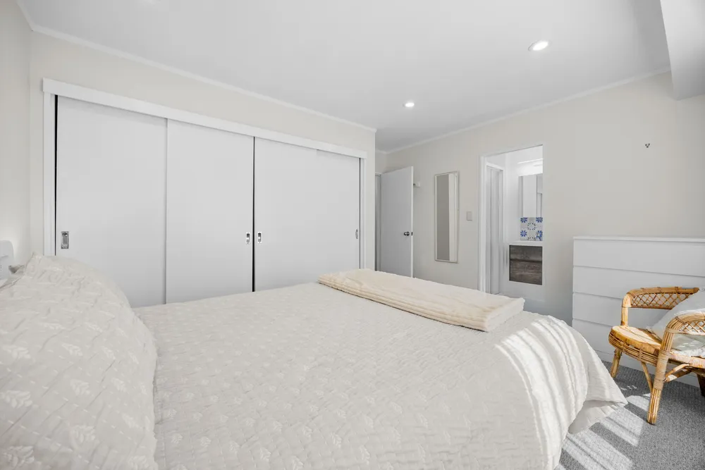 Photos of 36A Vincent Street