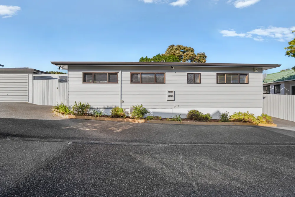 Photos of 14A Albatross Road