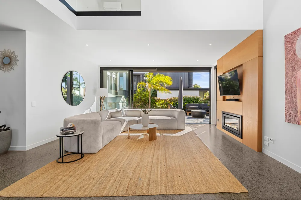 Photos of 1B Northumberland Avenue