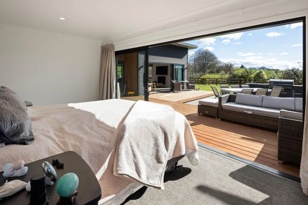 Photos of 299A Waikeria Road