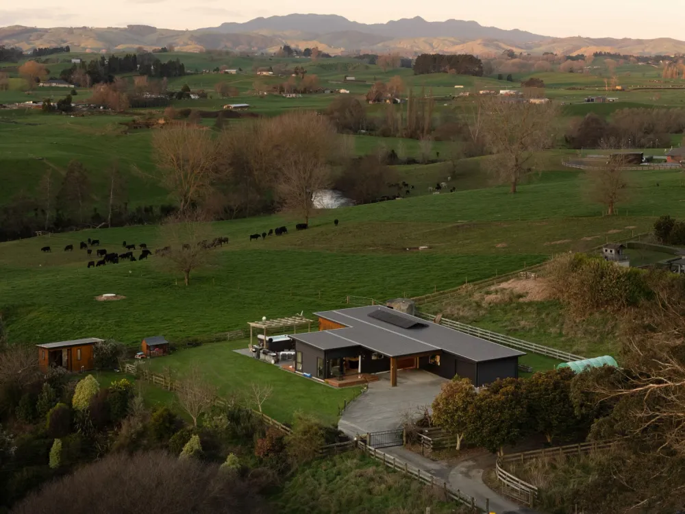 Photos of 299A Waikeria Road
