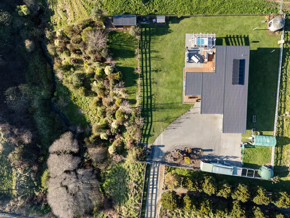 Photos of 299A Waikeria Road