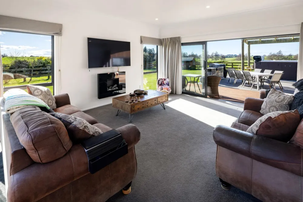 Photos of 299A Waikeria Road