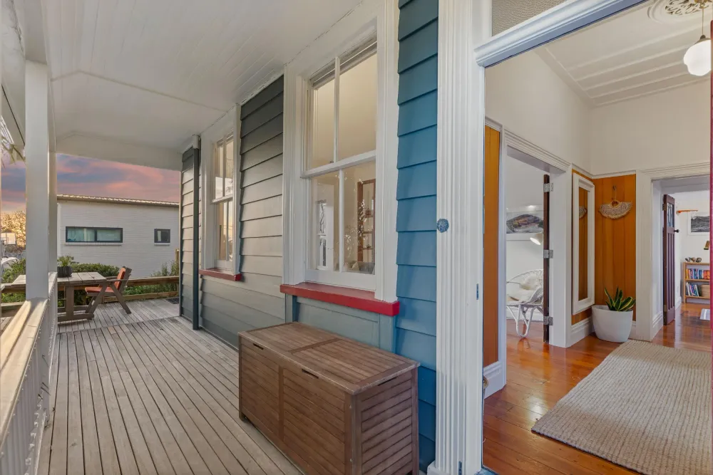 Photos of 35A Saxon Street