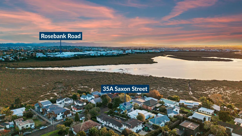 Photos of 35A Saxon Street