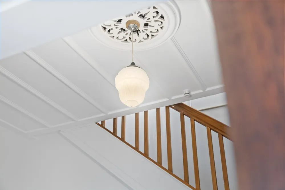 Photos of 35A Saxon Street