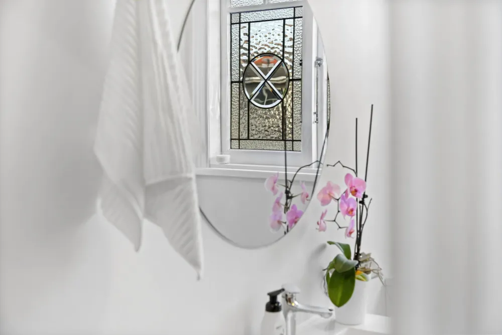 Photos of 35A Saxon Street