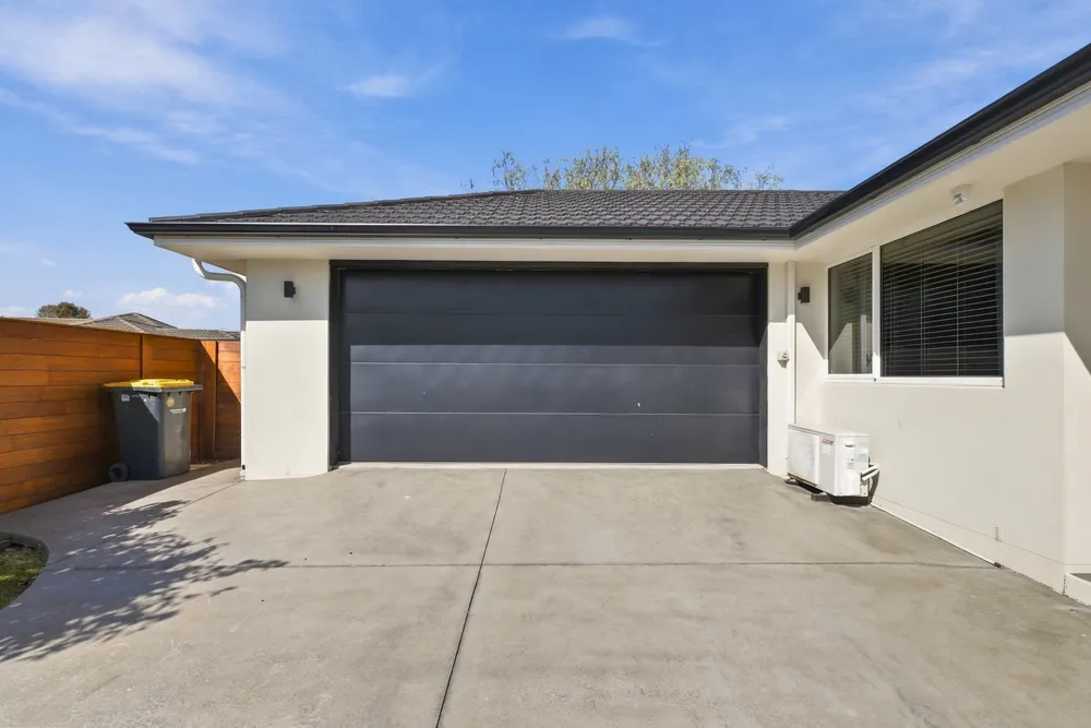 Photos of 61 Kotuku Crescent