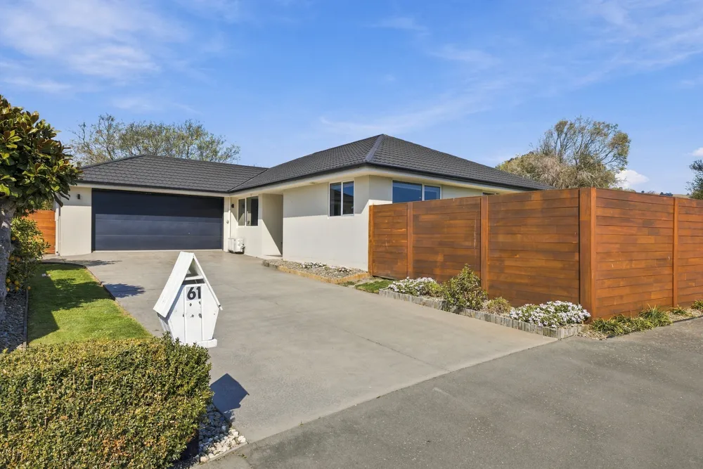 Photos of 61 Kotuku Crescent