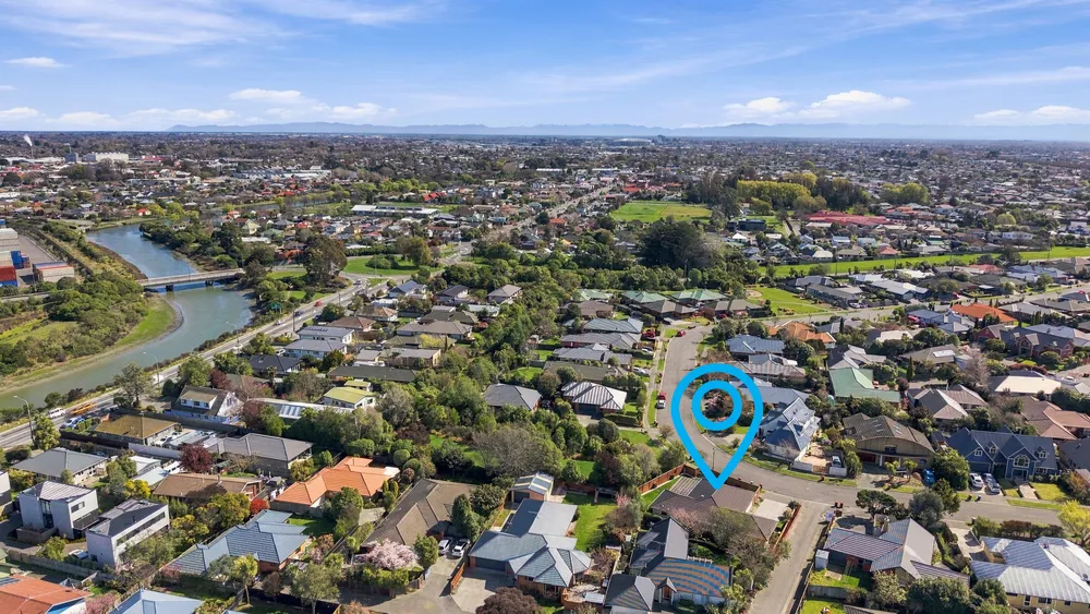 Photos of 61 Kotuku Crescent