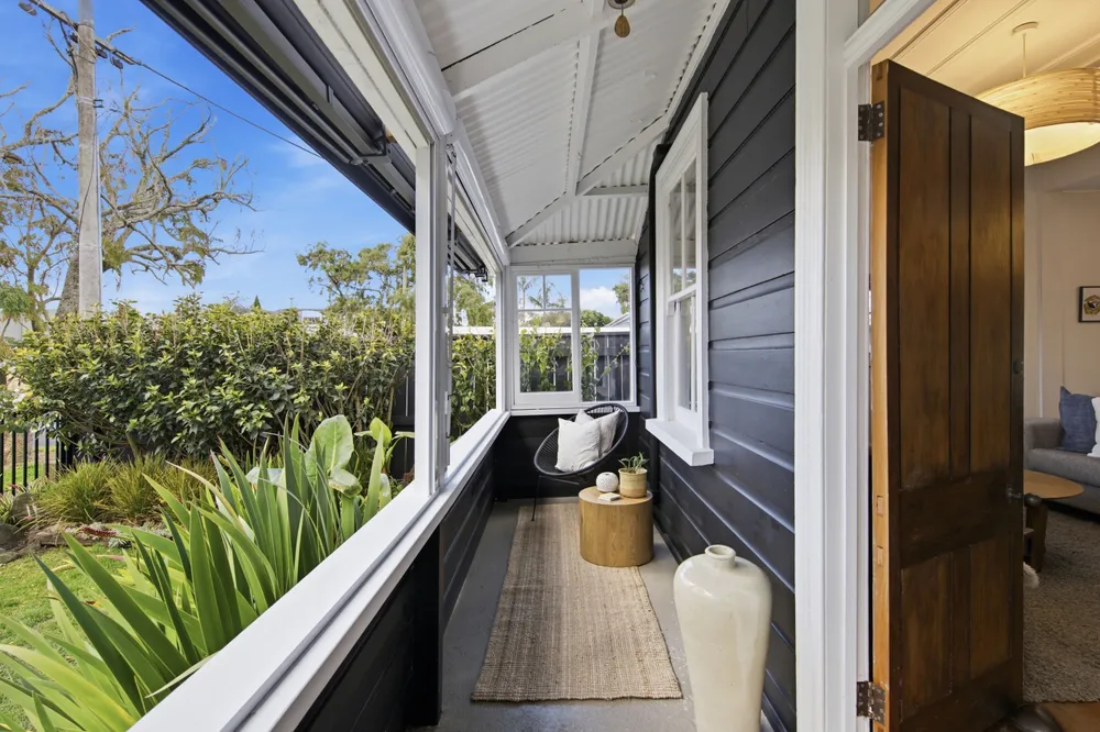 Photos of 54 Wingate Street