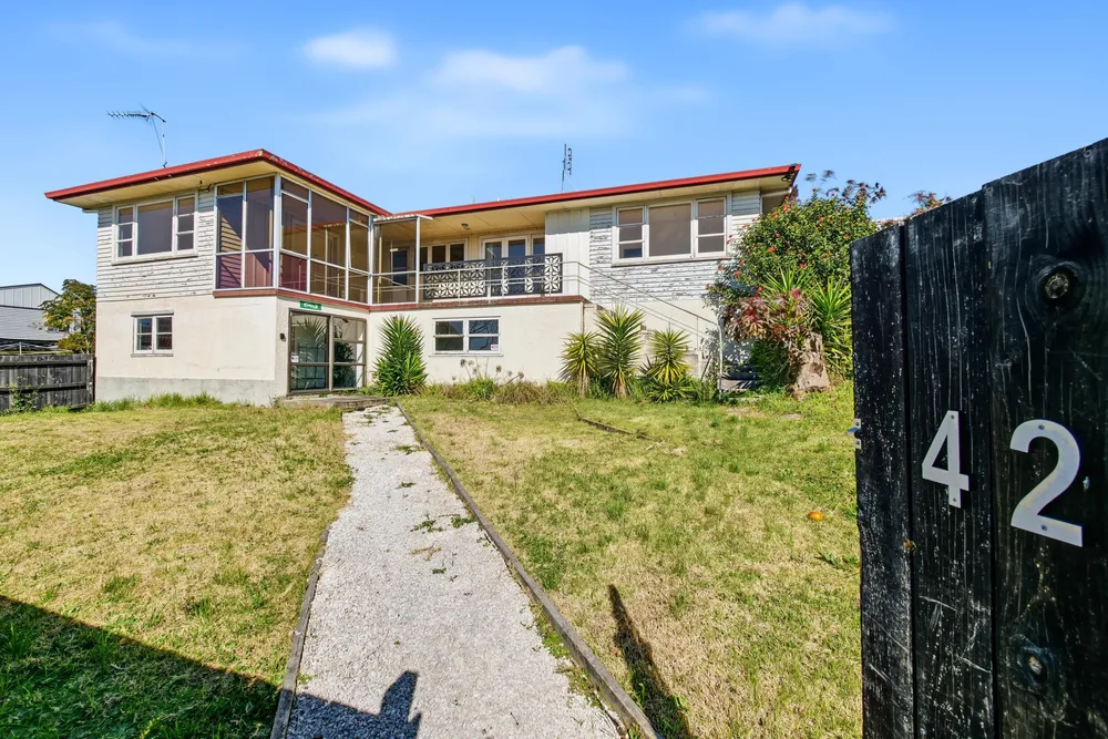 Photos of 42 Vale Street