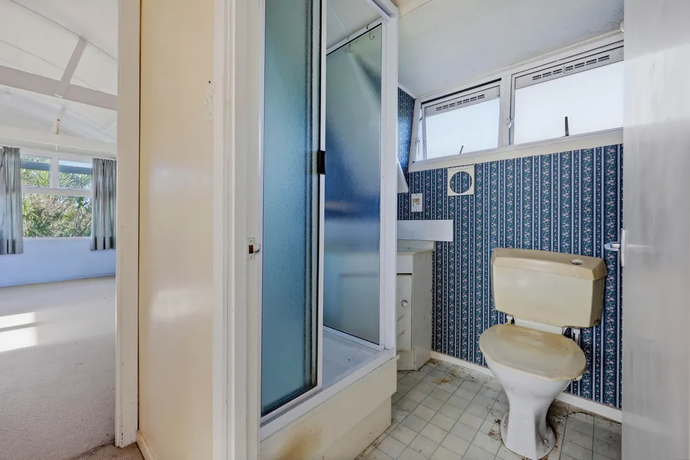 Photos of 28 Montana Avenue