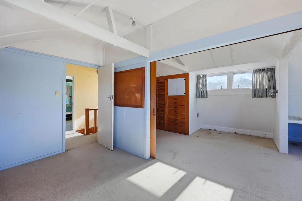 Photos of 28 Montana Avenue
