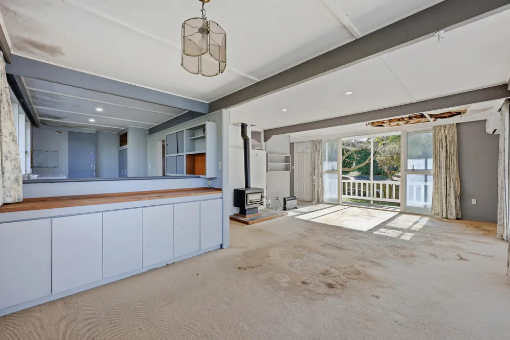 Photos of 28 Montana Avenue