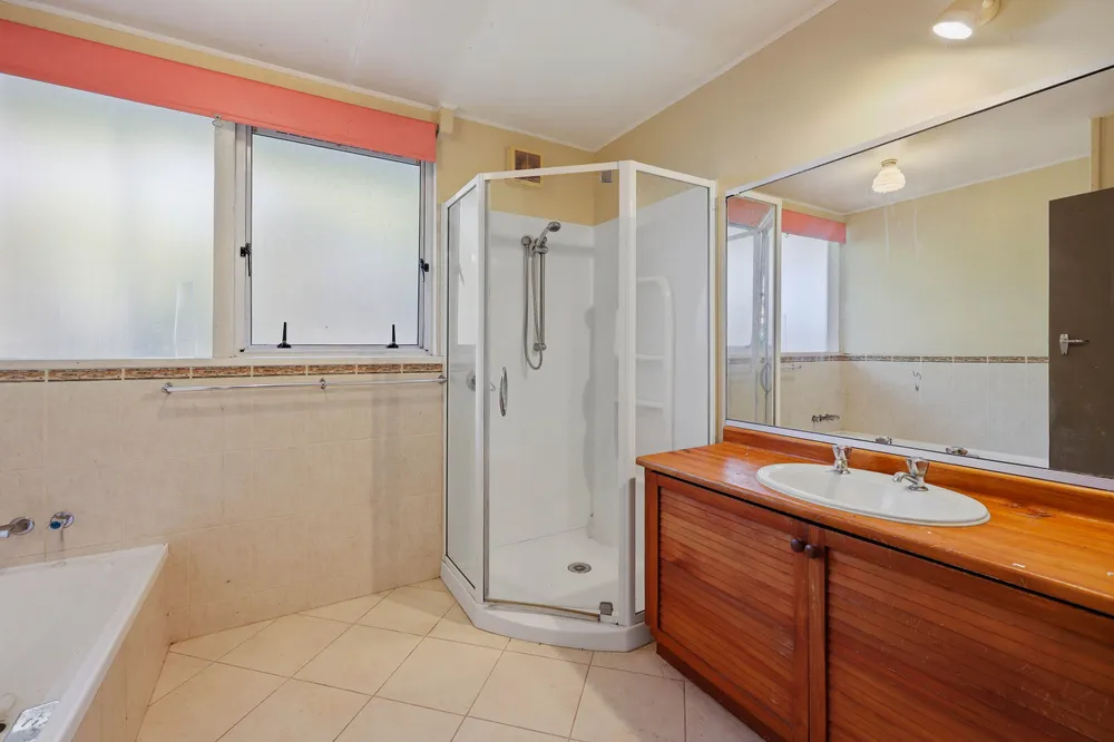 Photos of 28 Montana Avenue