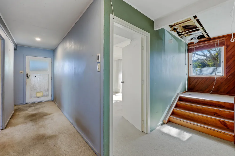 Photos of 28 Montana Avenue