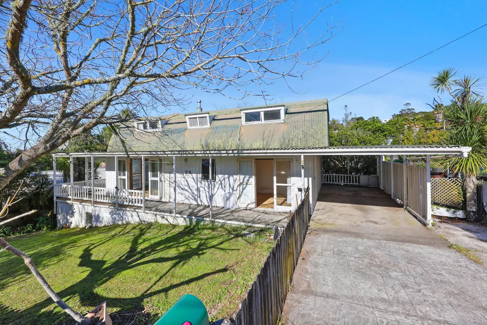 Photos of 28 Montana Avenue