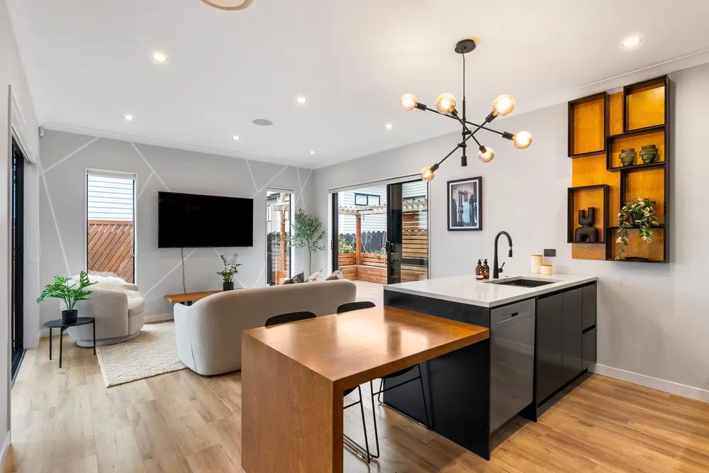 Photos of 20 Riroriro Road