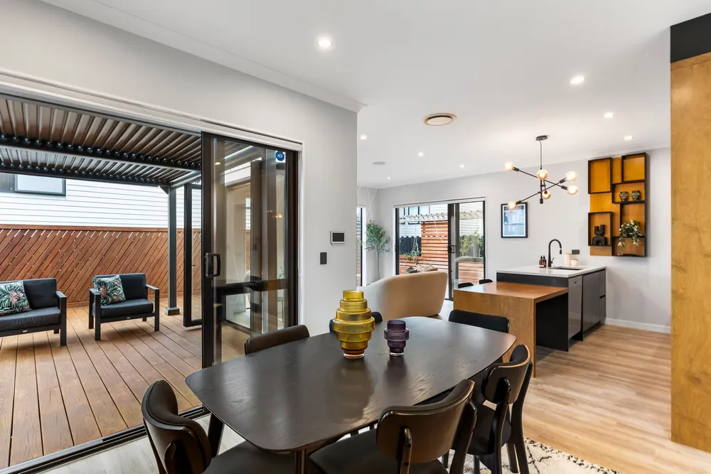 Photos of 20 Riroriro Road