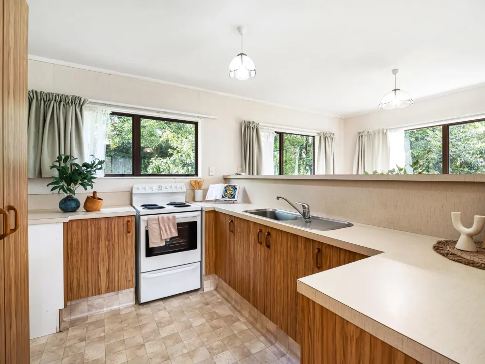 Photos of 347C Pyes Pa Road
