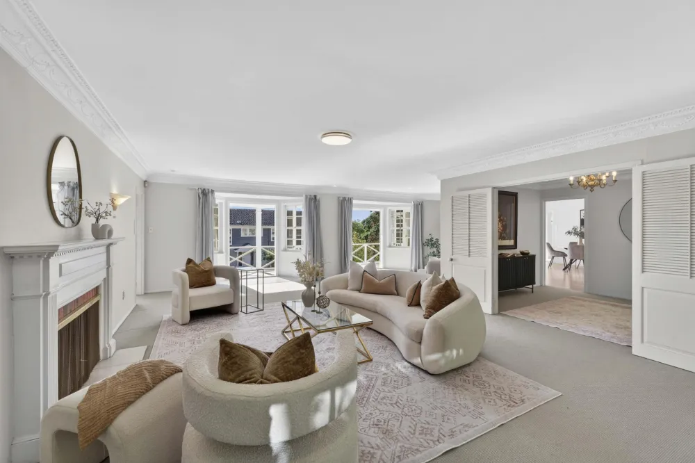 Photos of 9 Worcester Road