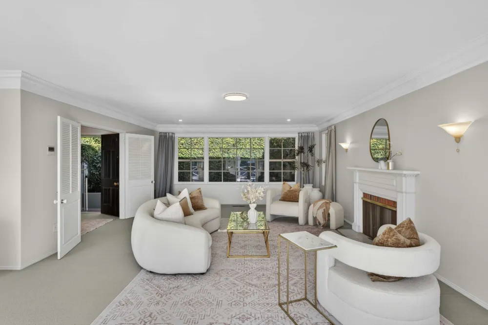 Photos of 9 Worcester Road