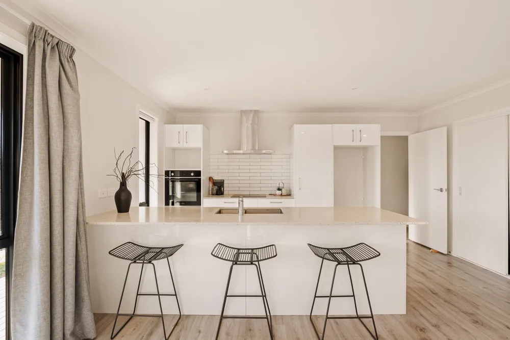 Photos of 1 Pohutukawa Way