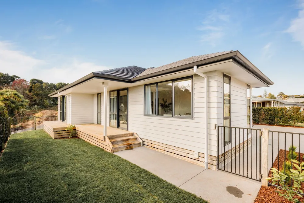 Photos of 1 Pohutukawa Way