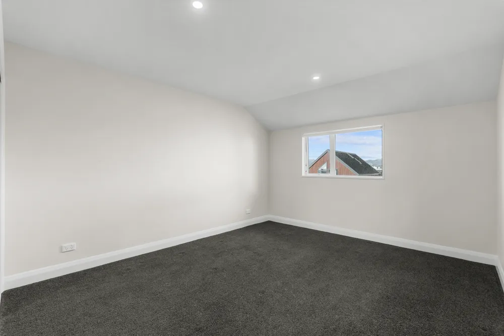 Photos of 25 Dow Square