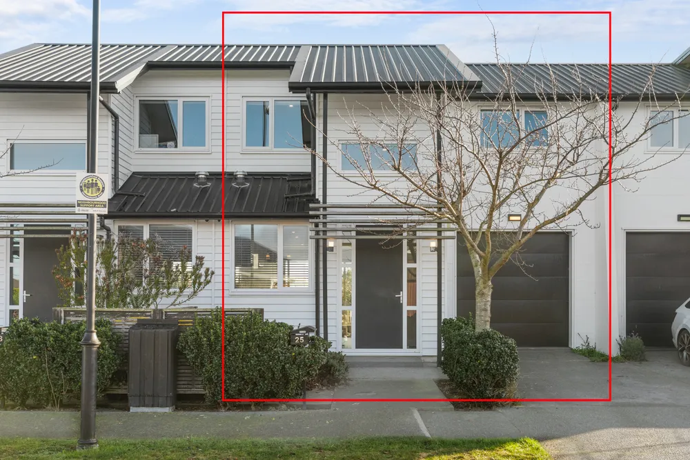 Photos of 25 Dow Square