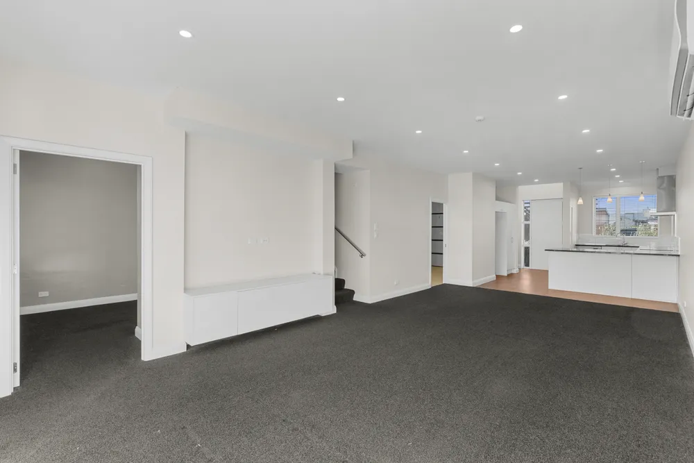 Photos of 25 Dow Square