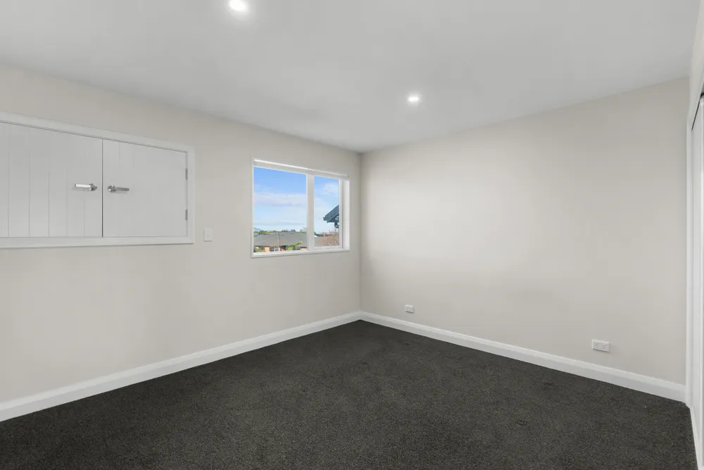 Photos of 25 Dow Square